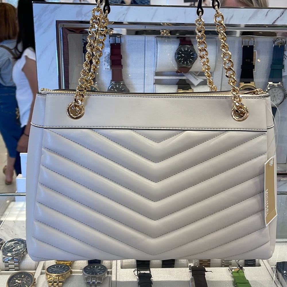 Michael Kors Whitney Medium Quilted Tote Shoulder Bag 
Light Cream 
NWT - Picture 4 of 16